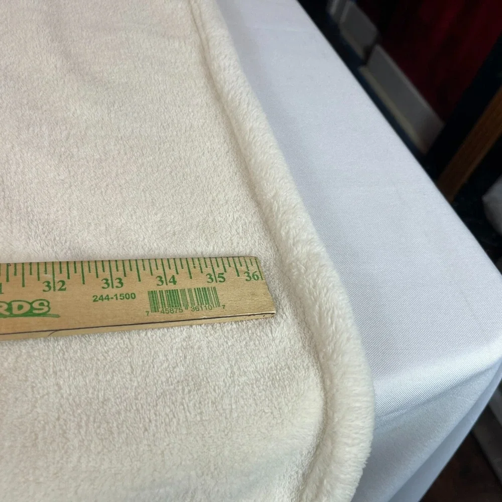 Disney Kids Line Pooh Bear Honey Bee Cream Baby Blanket Thick Warm
